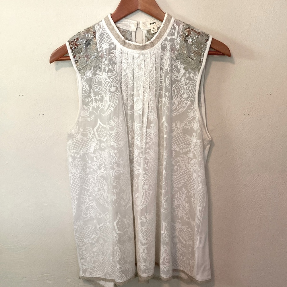 Anthropolgie Sequin Silver Thread Lace Tank TINY brand Sz L Large UNIQUE✨